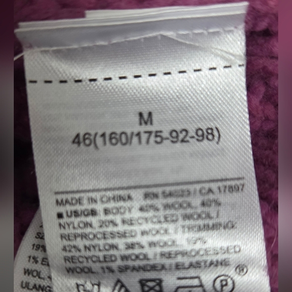 Banana Republic Cavo Flare-Sleeve Cropped Sweater Sz M Cable Knit Purple Dawn. - Picture 6 of 13